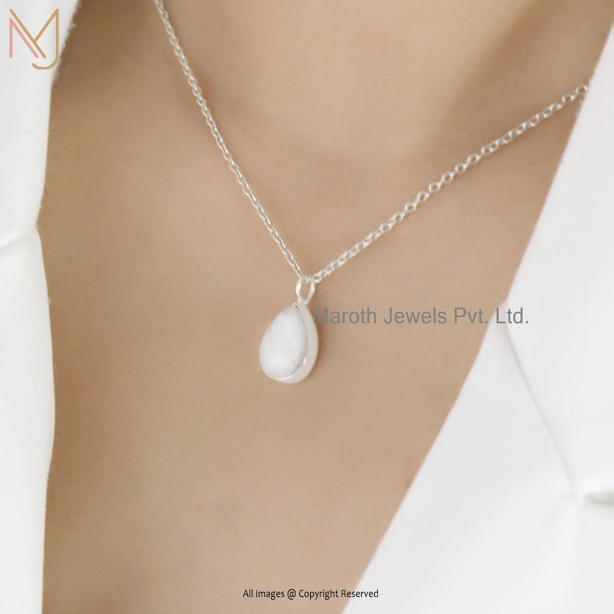 925 Silver Natural Silver Moonstone Pendant Custom Jewelry