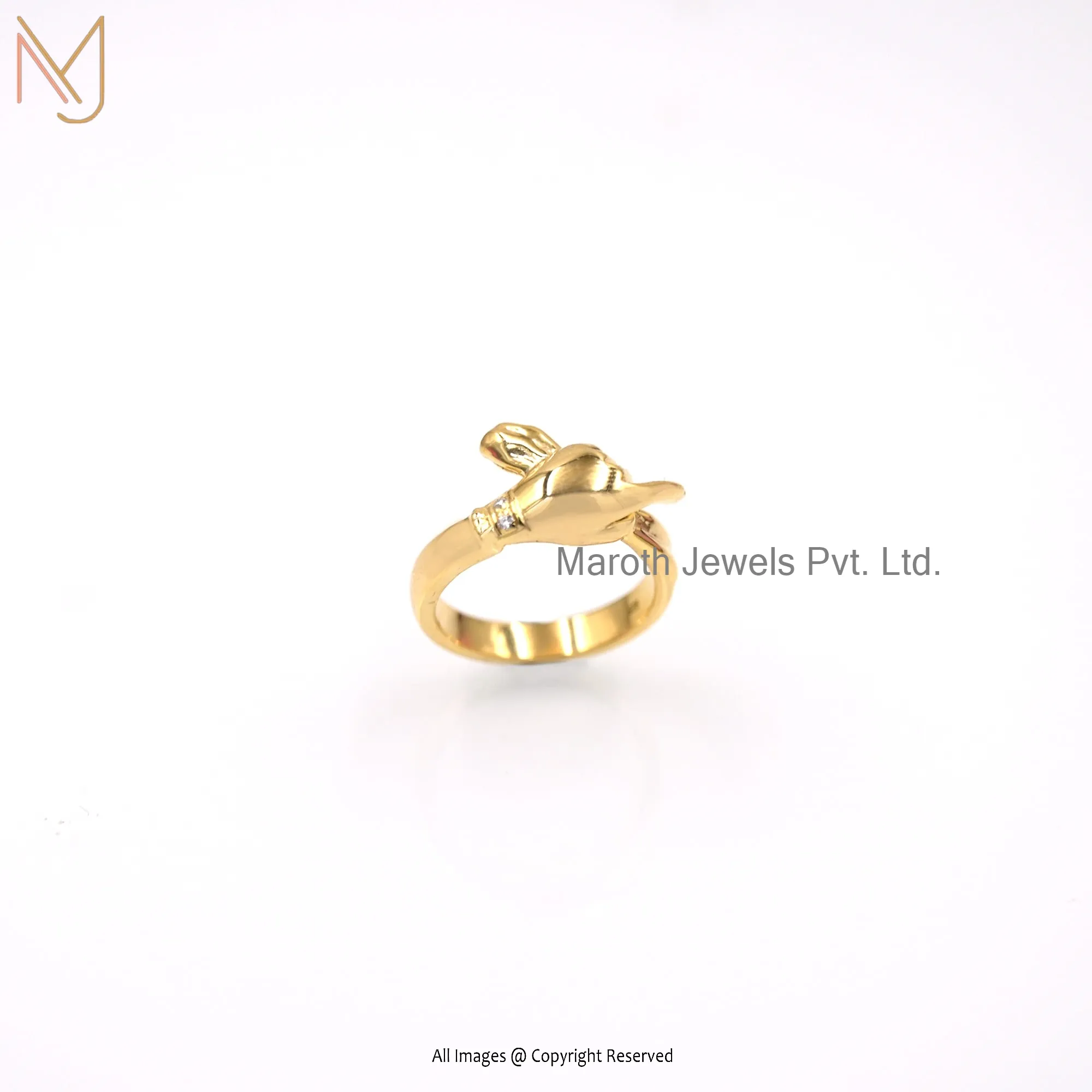 Private Label 14K Yellow Gold Plated Moissanite Holding Hand Ring Jewelry